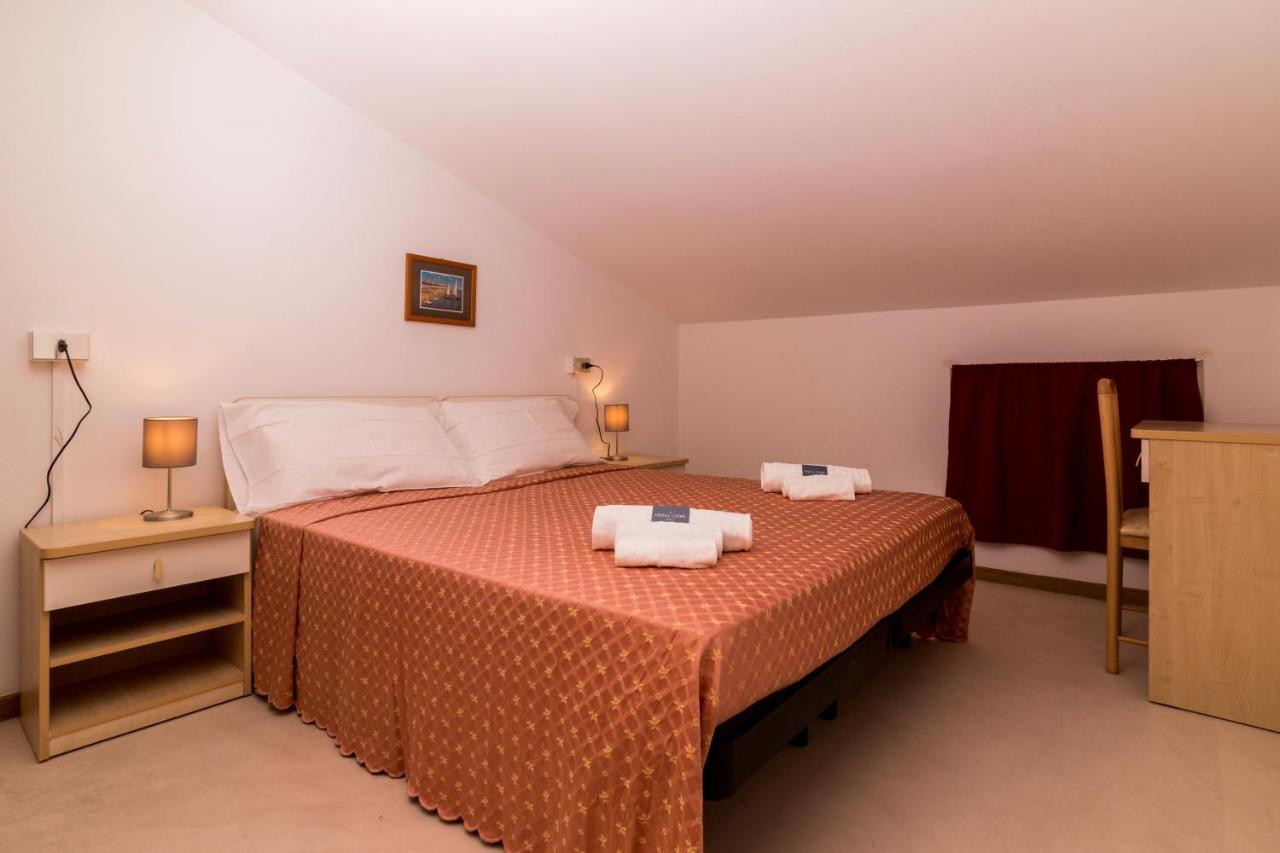Hotel Lydia Cervia Exterior photo
