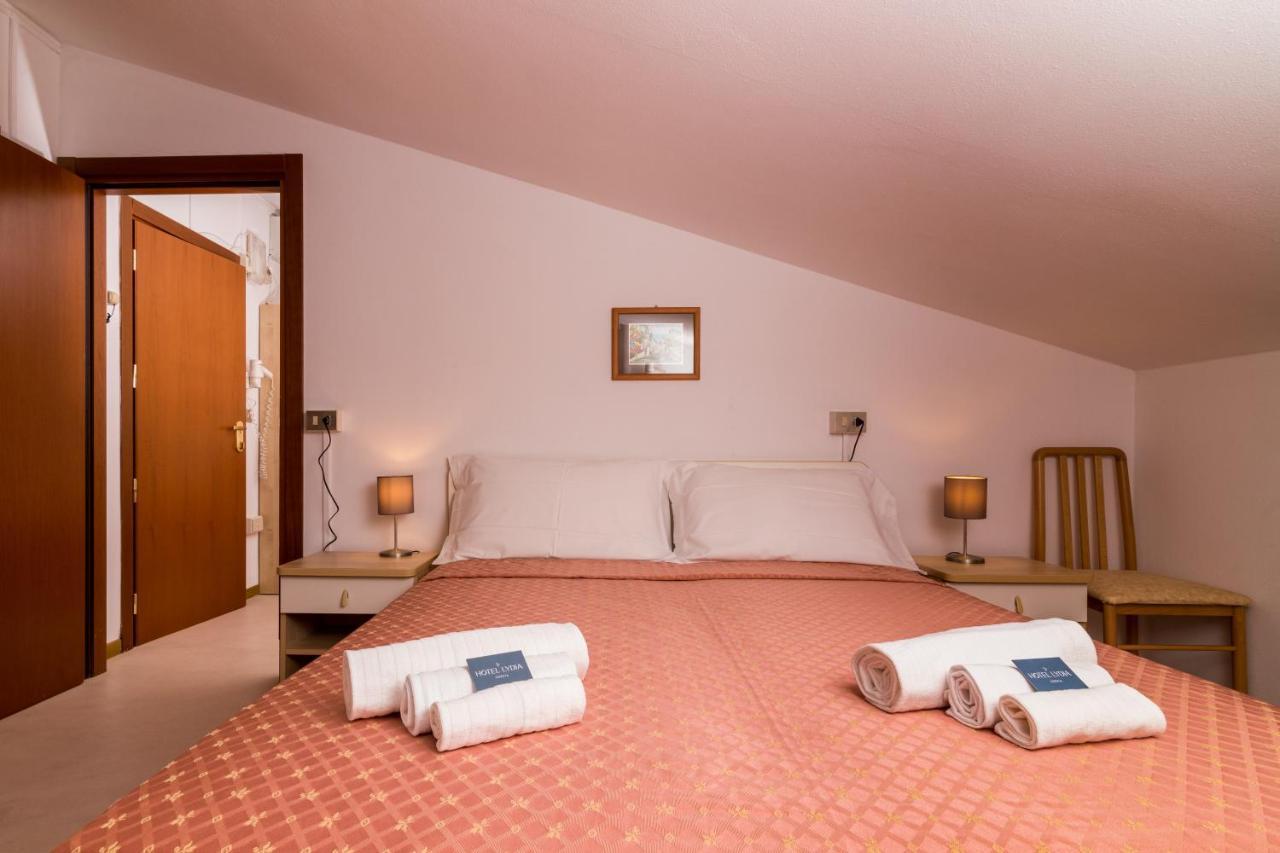Hotel Lydia Cervia Exterior photo