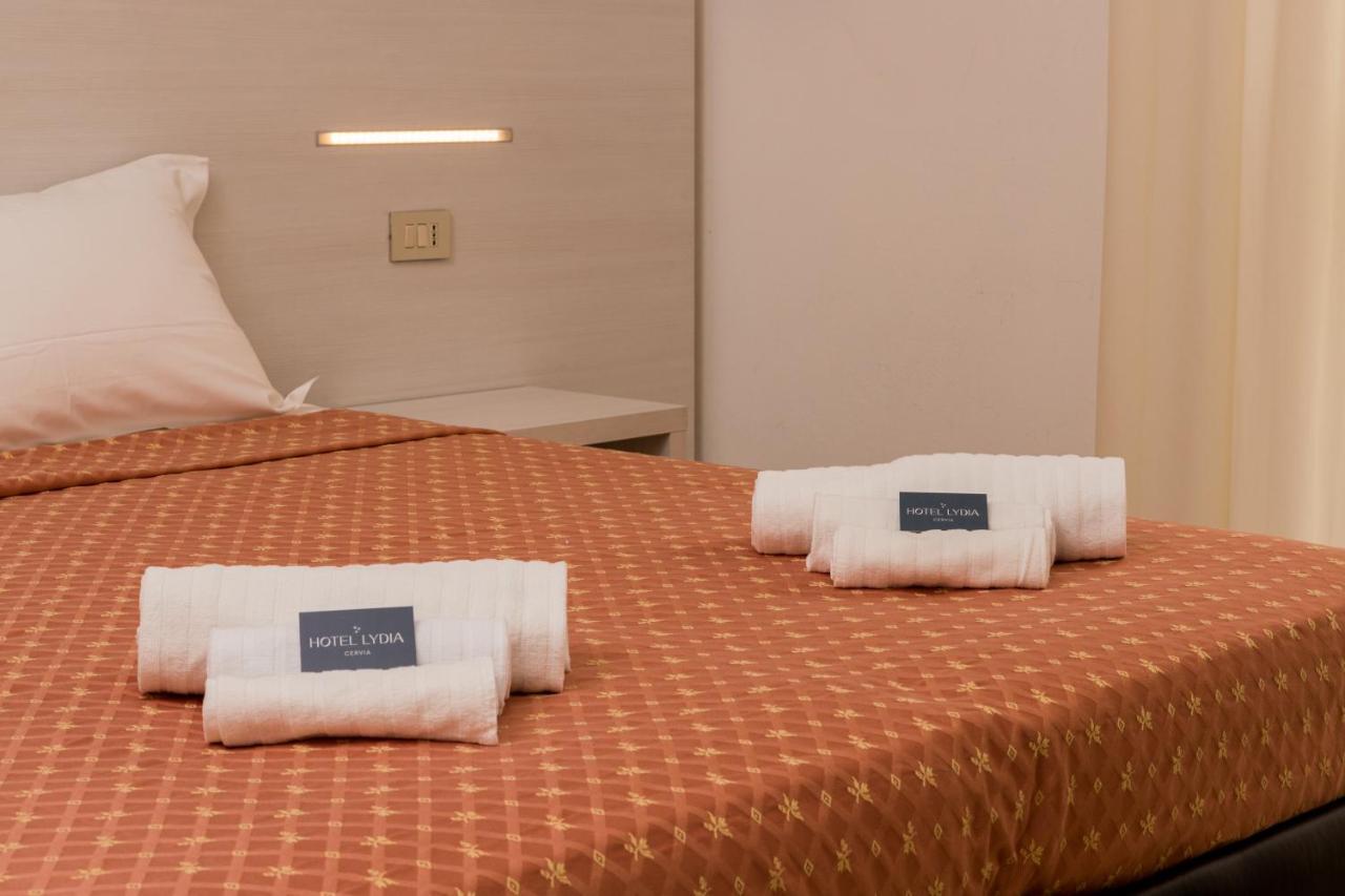 Hotel Lydia Cervia Exterior photo